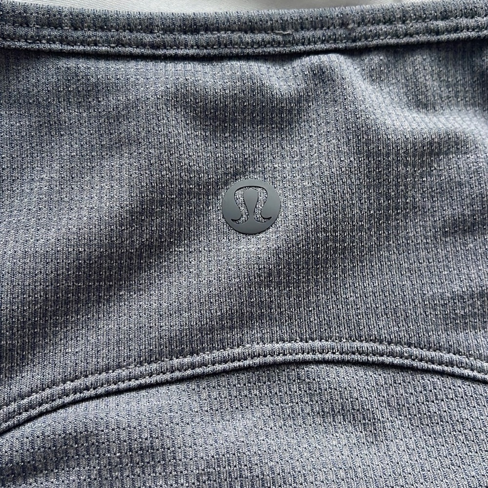 Lululemon long sleeve cropped shirt